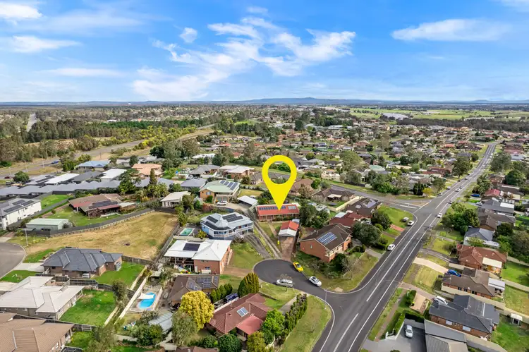 5 Campbell Close, Raymond Terrace NSW 2324
