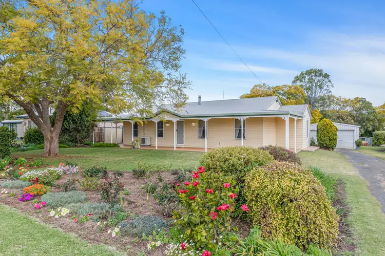 4 Lillian Street, Pittsworth QLD 4356