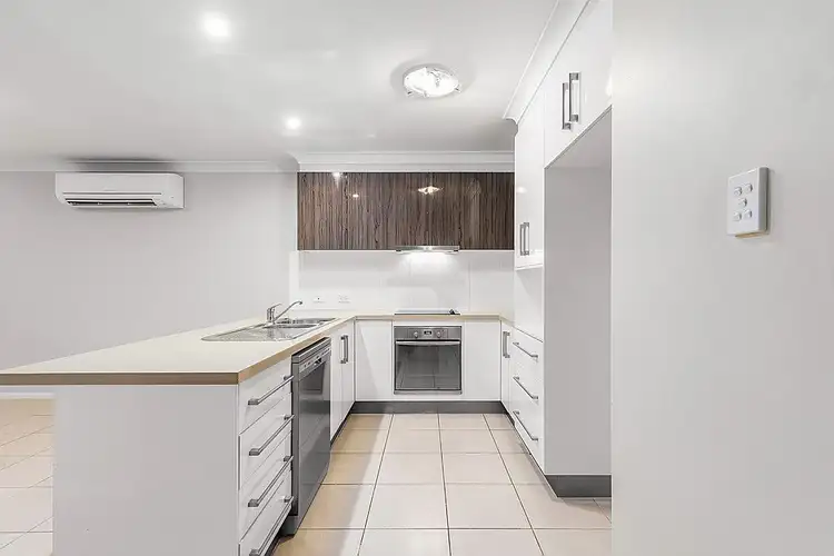 Fourth view of Homely unit listing, 1/37 Croydon Street, Harristown QLD 4350