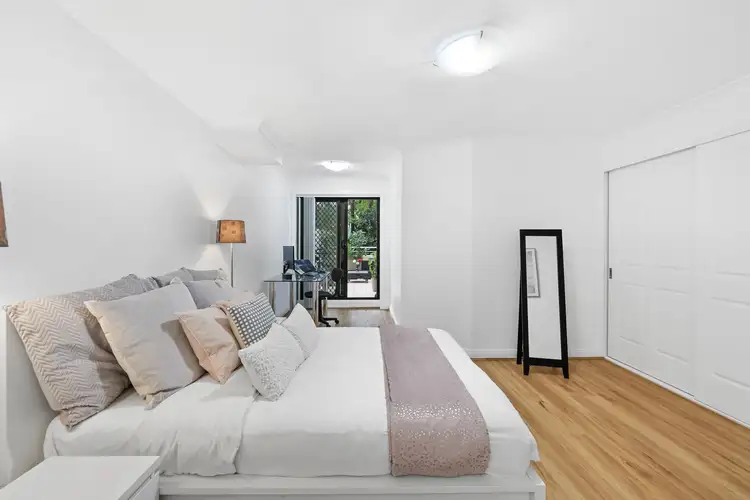 Sixth view of Homely unit listing, 8/552-554 Pacific Highway, Chatswood NSW 2067