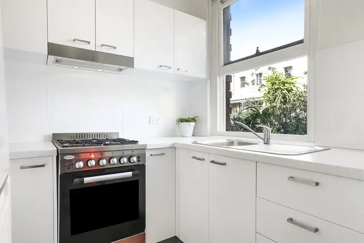 Fifth view of Homely studio listing, 7/2 McDonald Street, Potts Point NSW 2011