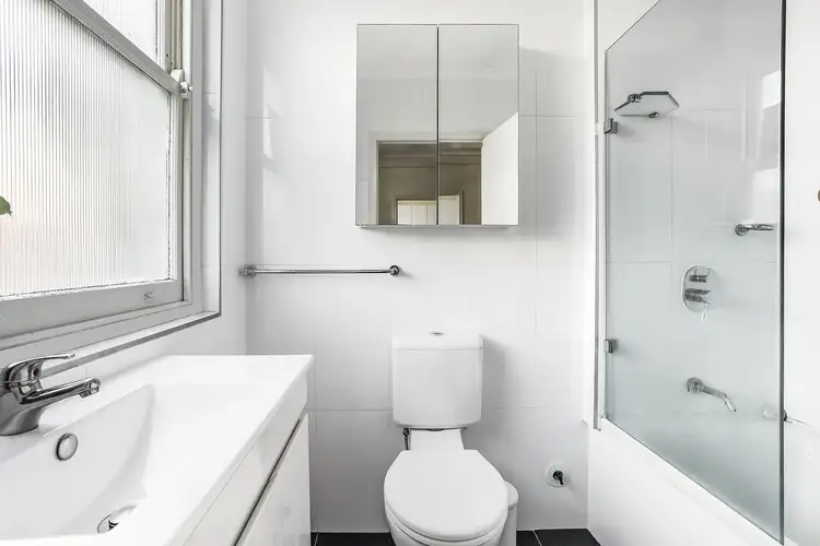 Sixth view of Homely studio listing, 7/2 McDonald Street, Potts Point NSW 2011