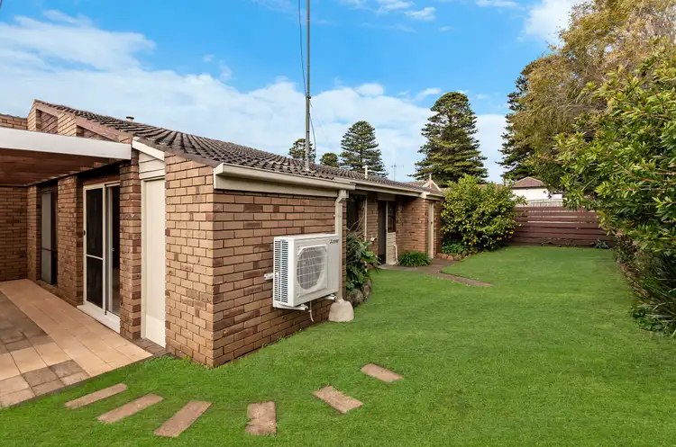 Sixth view of Homely house listing, 2 Gibbons Court, Warrnambool VIC 3280