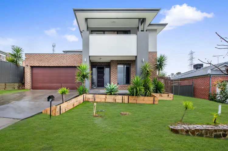 Second view of Homely house listing, 5 Ontario Drive, Pakenham VIC 3810