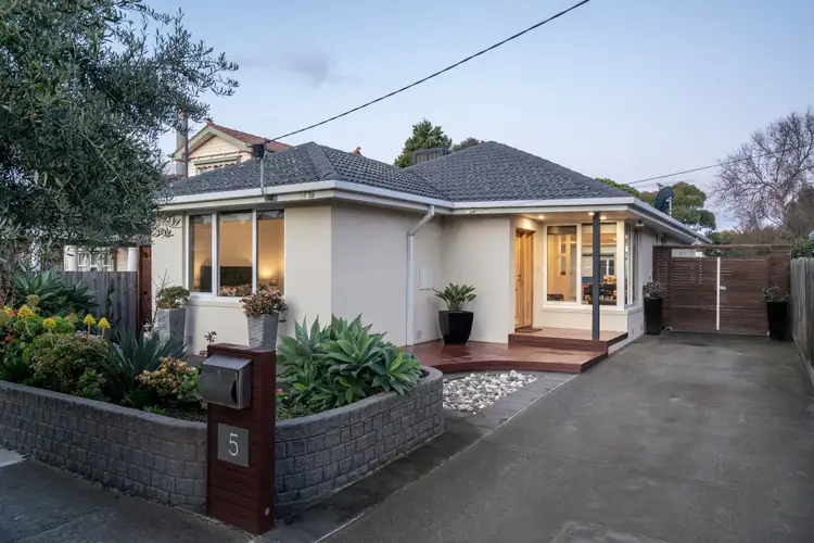 5 Hastings Road, Newport VIC 3015