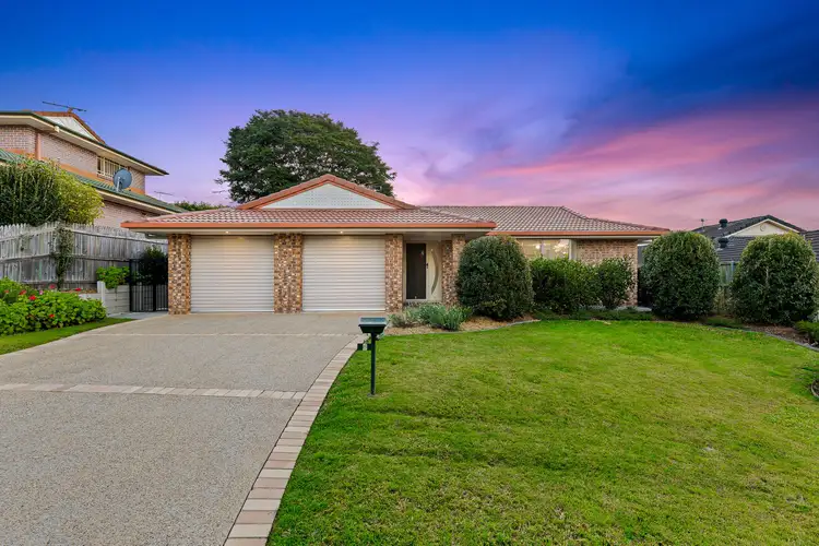 6 Avonlea Place, Eight Mile Plains QLD 4113