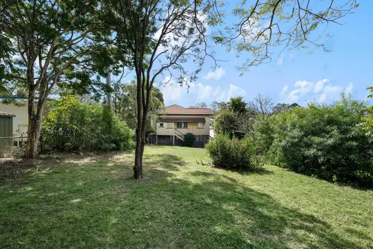187 Boundary Road, Bardon QLD 4065