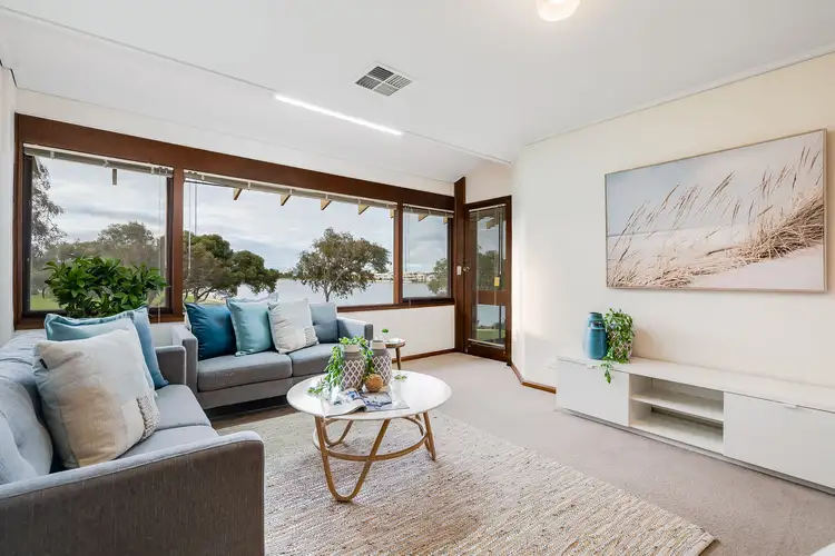 Main view of Homely unit listing, 3/82 Military Road, Tennyson SA 5022