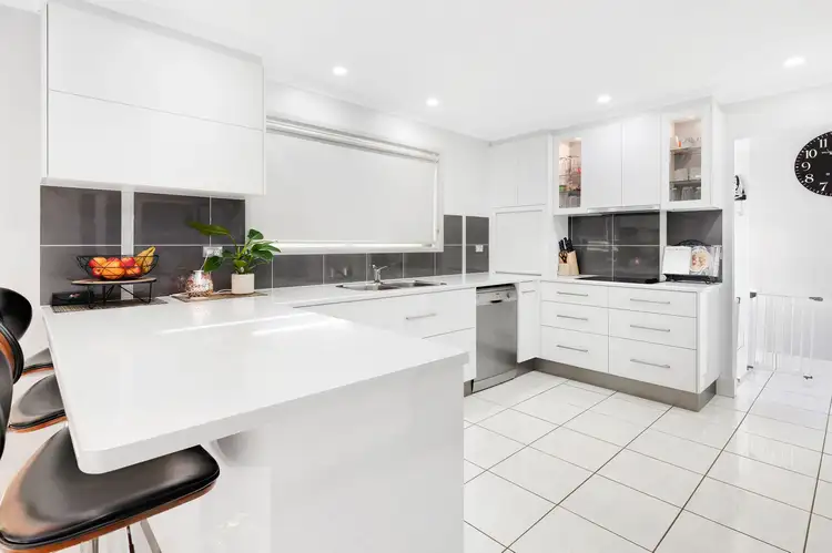 Fifth view of Homely house listing, 3 Kidd Street, Emerald QLD 4720