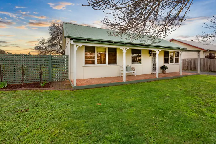 21 Kitchen Street, Mansfield VIC 3722