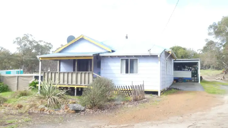 11 Crane Street, Rocky Gully WA 6397