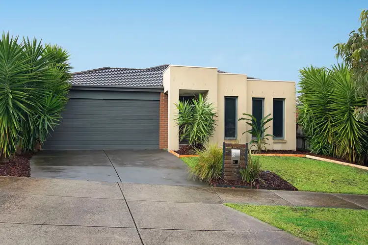 5 Dunraven Crescent, Doreen VIC 3754