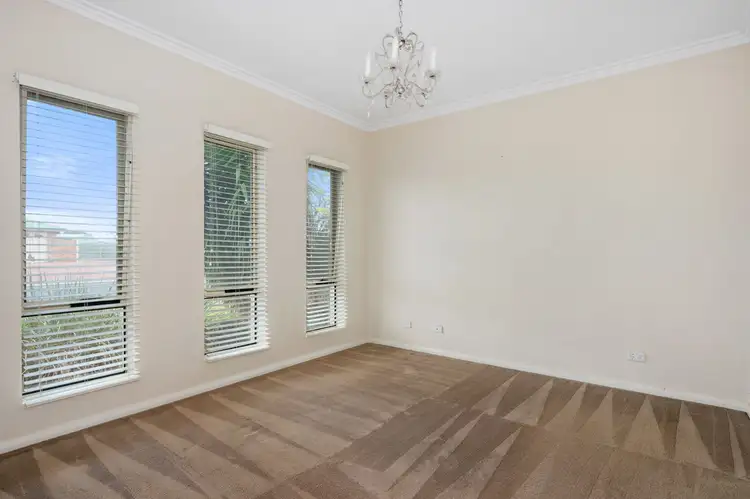 Sixth view of Homely house listing, 8 Langley Place, Somerville WA 6430