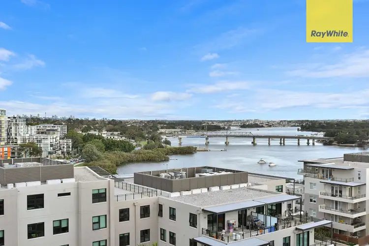 11 Bay Dr.