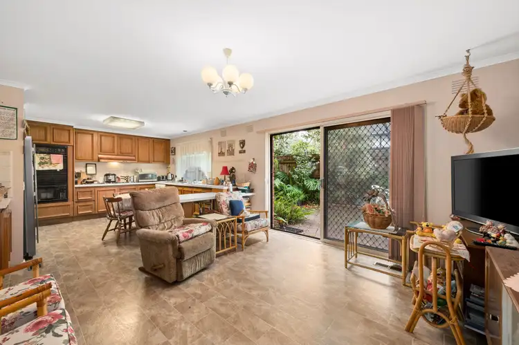Fourth view of Homely house listing, 11 Edgeware Court, Wantirna VIC 3152
