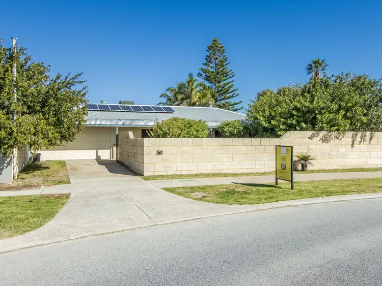 125 Rae Road, Safety Bay WA 6169
