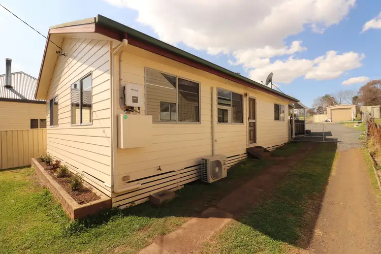387 Grey, Glen Innes NSW 2370