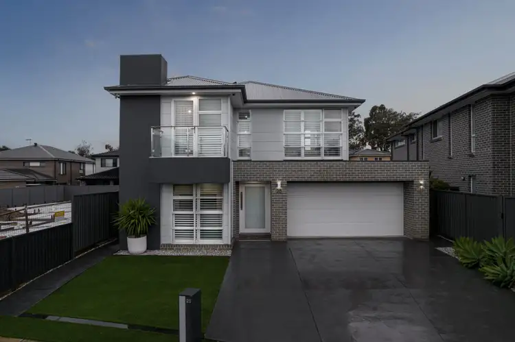 25 Colenso Circuit, Edmondson Park NSW 2174