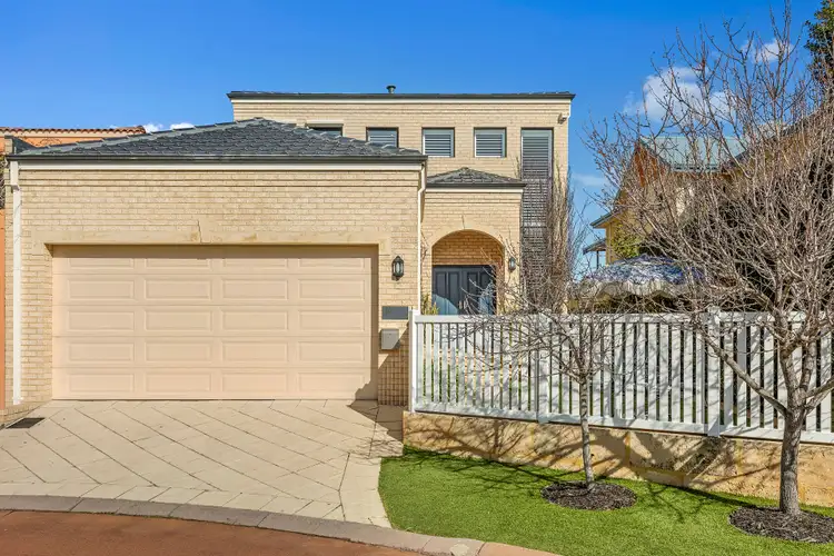 10 Chipperfield Court, Mosman Park WA 6012