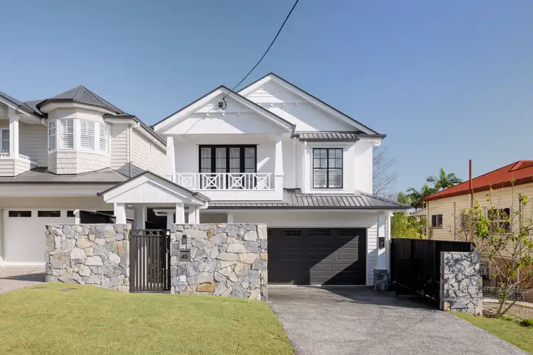 45 Morehead Avenue, Norman Park QLD 4170