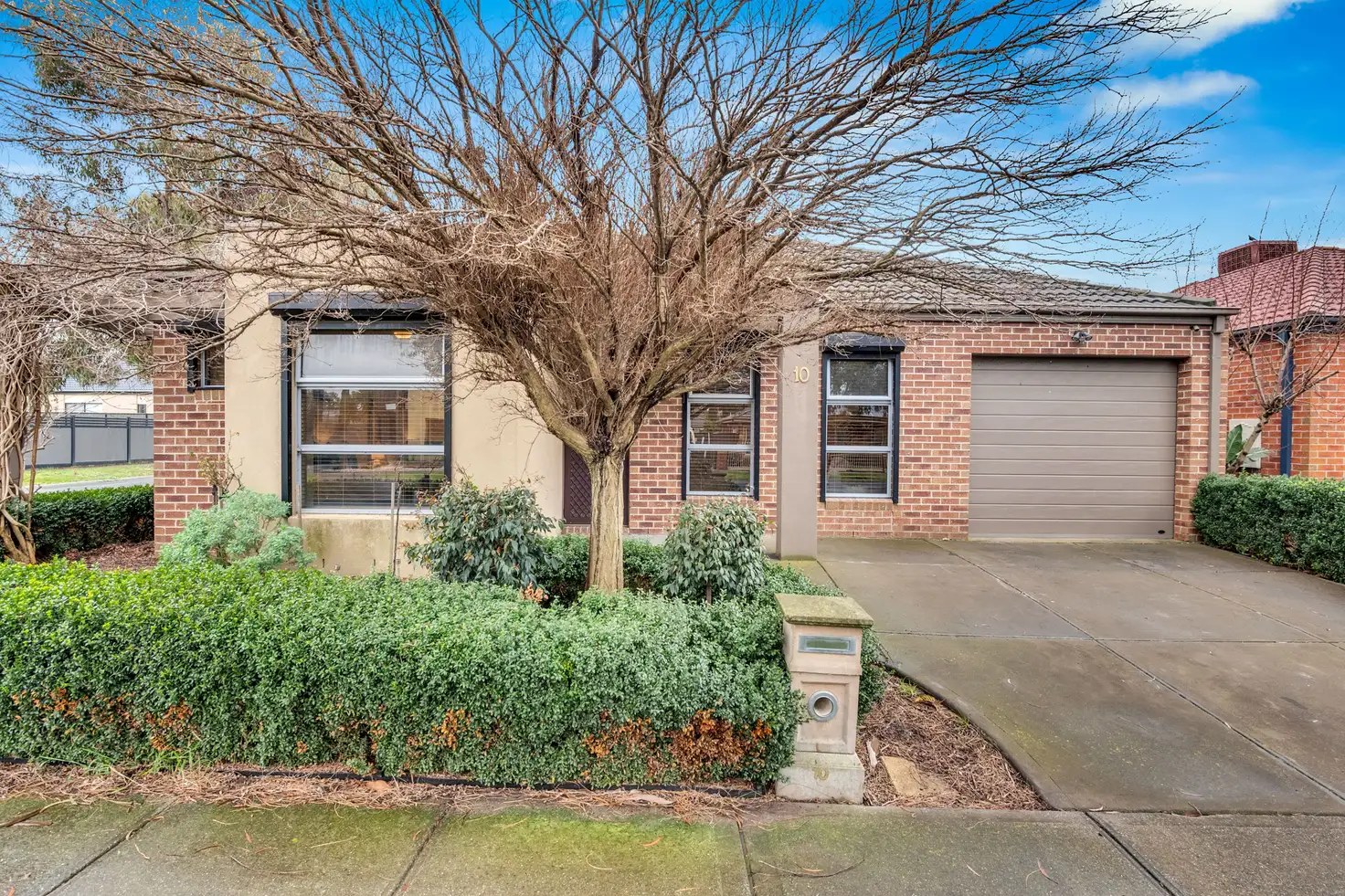 Main view of Homely house listing, 10 Stafford Link, Craigieburn VIC 3064
