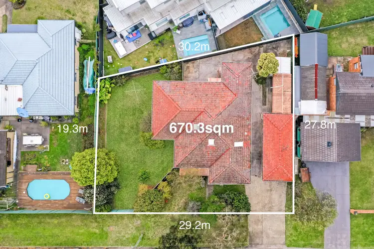 2 Bunarba Road, Gymea Bay NSW 2227