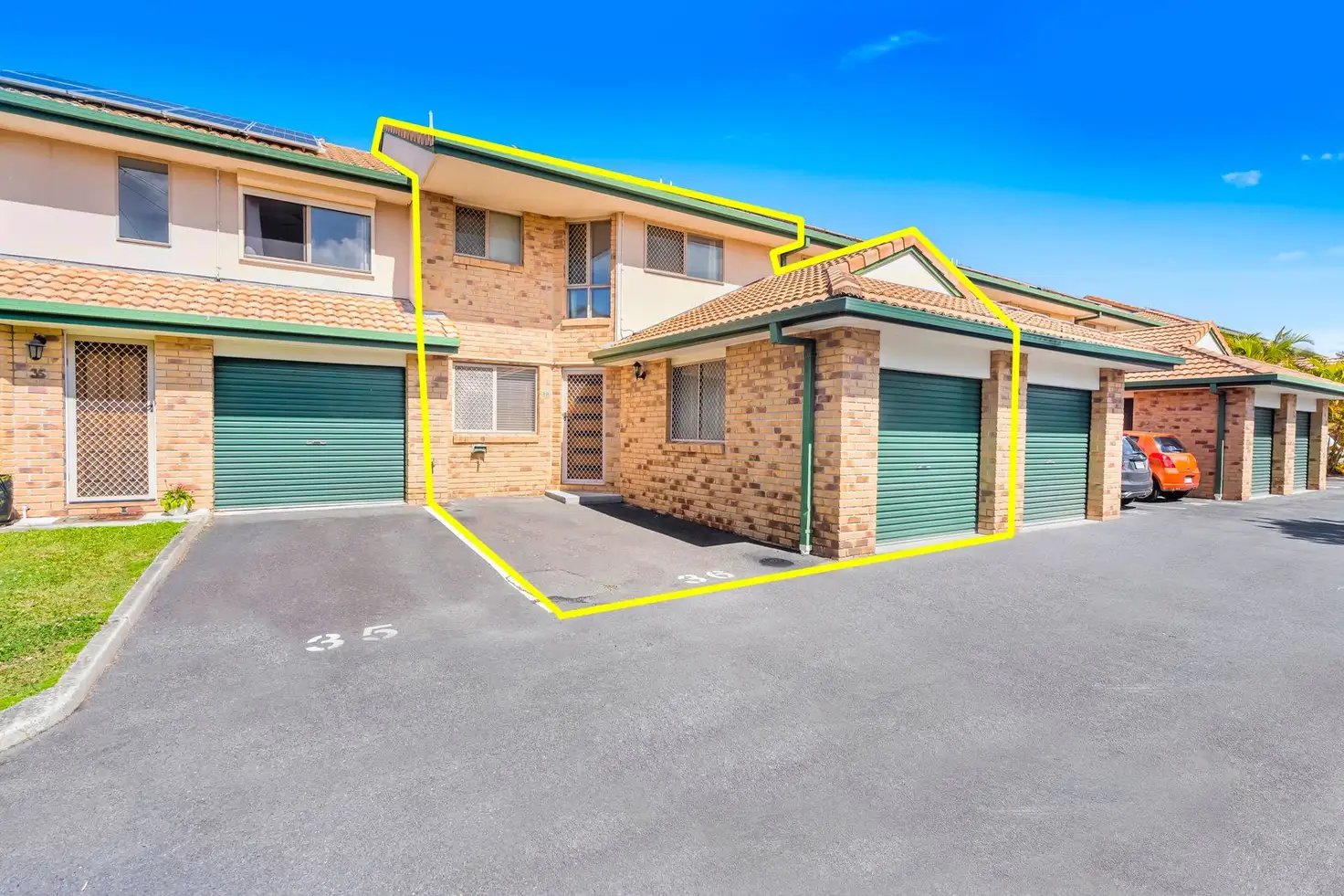 Main view of Homely townhouse listing, 36/220 Christine Avenue, Burleigh Waters QLD 4220
