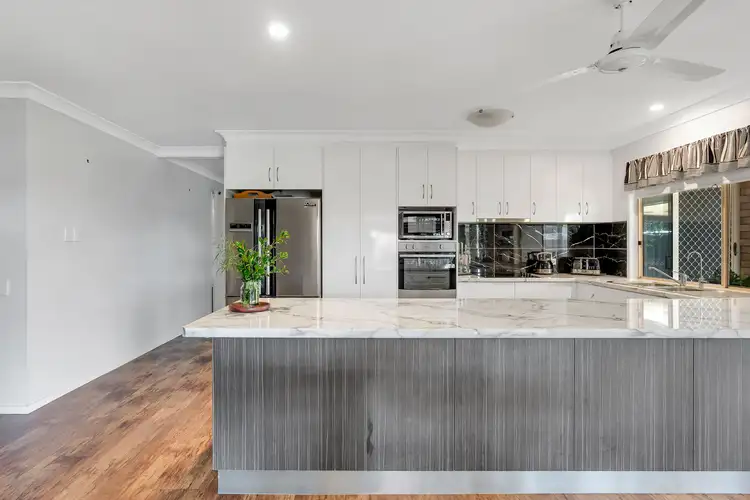 Fifth view of Homely house listing, 6 Vanessa Place, Emerald QLD 4720