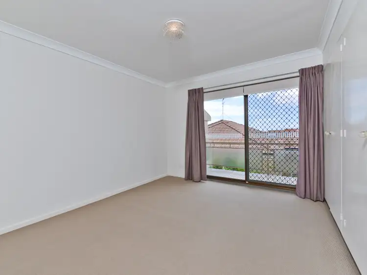 Fourth view of Homely unit listing, 4/142 Windermere Road, Hamilton QLD 4007