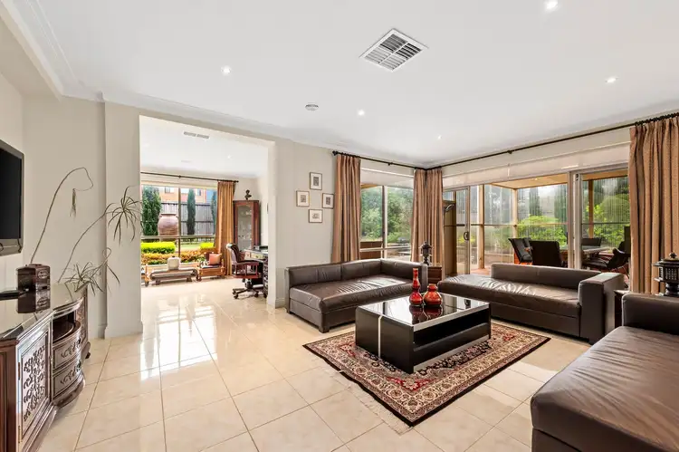 Second view of Homely house listing, 8 Callander Place, Lysterfield VIC 3156