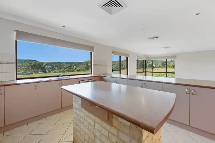 9 Tiltili Rise, Moresby WA 6530