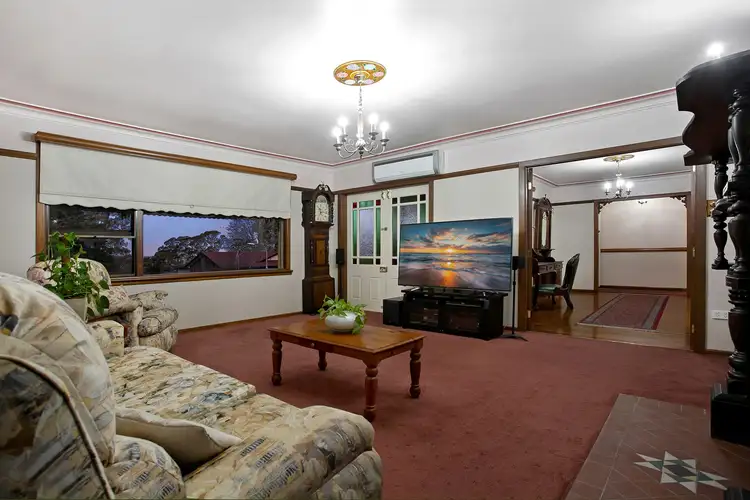 Fourth view of Homely house listing, 6 Collins Crescent, Lapstone NSW 2773