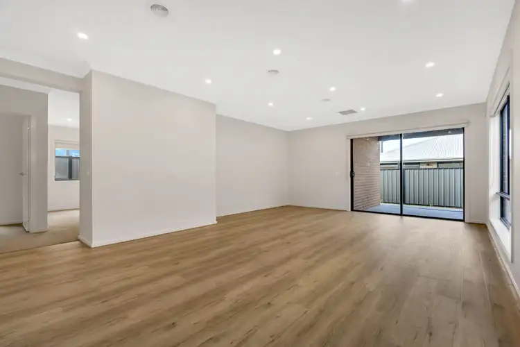 Sixth view of Homely house listing, 22 Erasmus Avenue, Craigieburn VIC 3064