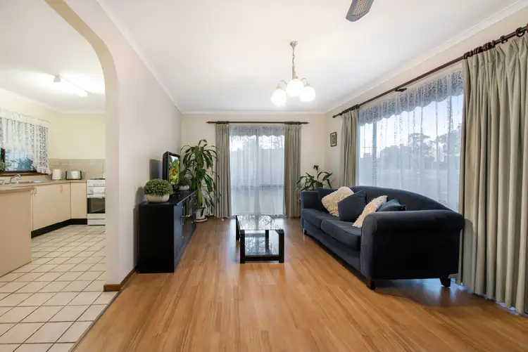 Third view of Homely unit listing, 4/2 Tania Court, Pakenham VIC 3810