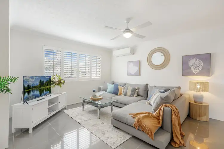 Fourth view of Homely apartment listing, 2/26 Cronulla Avenue, Mermaid Beach QLD 4218