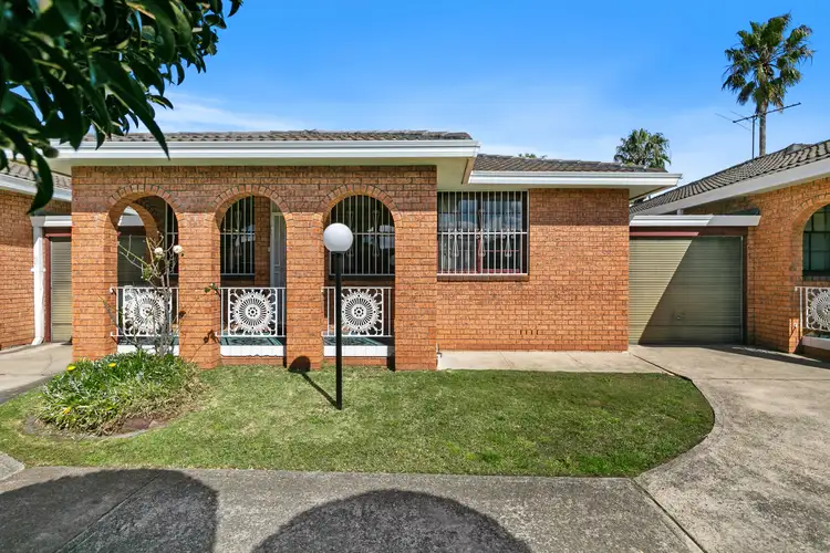 2/17 Monomeeth Street, Bexley NSW 2207