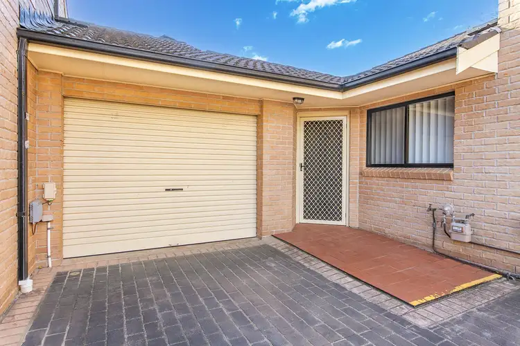 8/79-81 Amos Street, Westmead NSW 2145