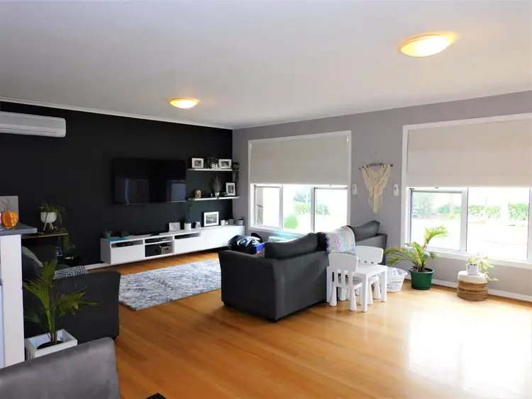 Sixth view of Homely house listing, 11 Phelps Street, Bordertown SA 5268