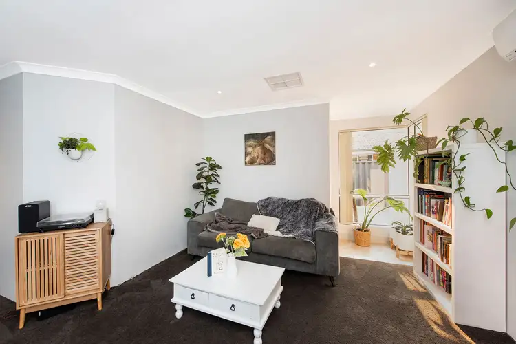 Fifth view of Homely house listing, 6 Jurien Close, Warnbro WA 6169