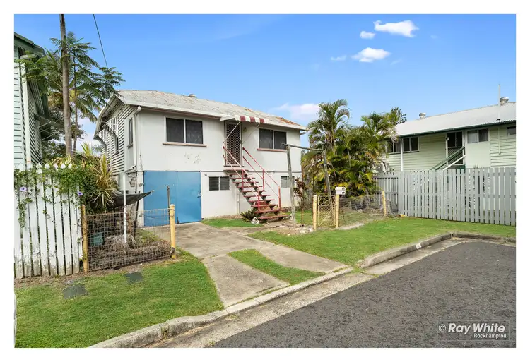 16 Brighton Street, Berserker QLD 4701