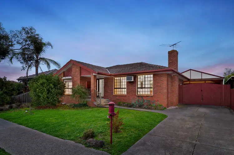 10 Sycamore Street, Mill Park VIC 3082