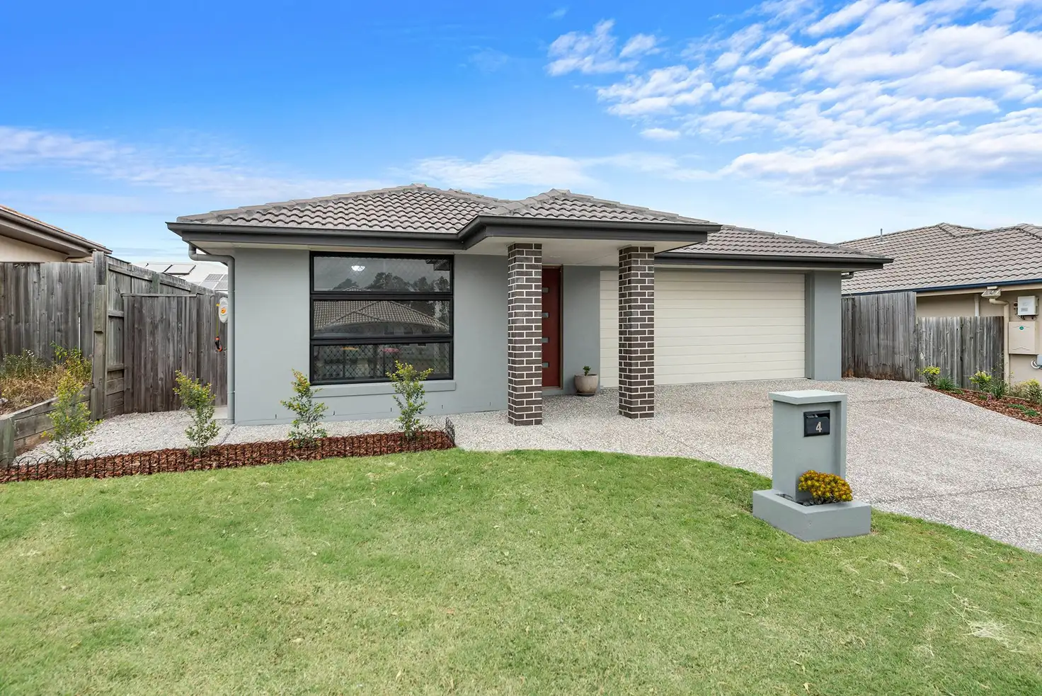 Main view of Homely house listing, 4 Dinnigan Crescent, Durack QLD 4077