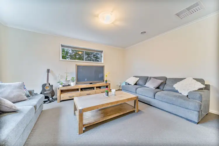 Fifth view of Homely house listing, 2/47 Barnett Drive, Kangaroo Flat VIC 3555