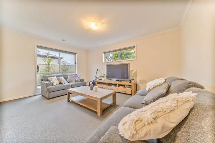Sixth view of Homely house listing, 2/47 Barnett Drive, Kangaroo Flat VIC 3555