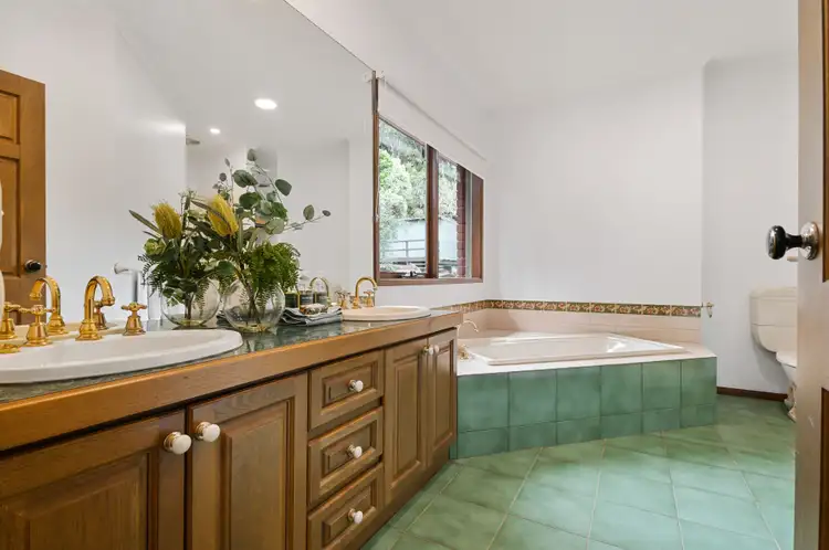 Fourth view of Homely house listing, 14 Bentley Court, Warranwood VIC 3134
