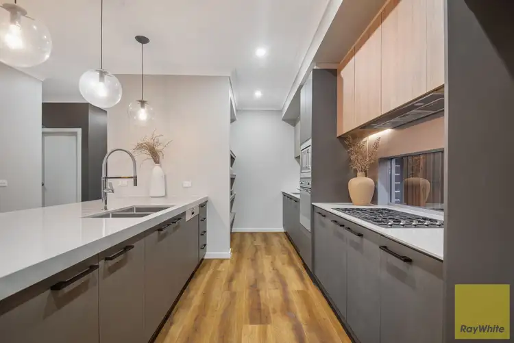 Seventh view of Homely house listing, 21 Lionsgate Crescent, Tarneit VIC 3029