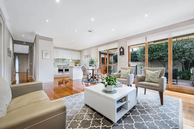 Sixth view of Homely house listing, 2 Arthurson Street, Mount Waverley VIC 3149