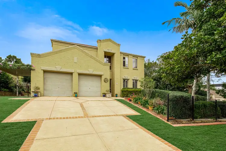 17 Casuarina Street, Bridgeman Downs QLD 4035
