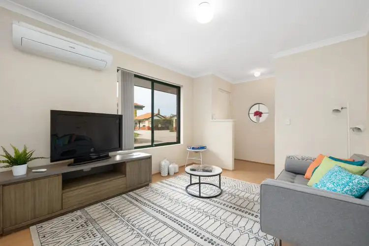 4/25 Conifer Place, Beechboro WA 6063
