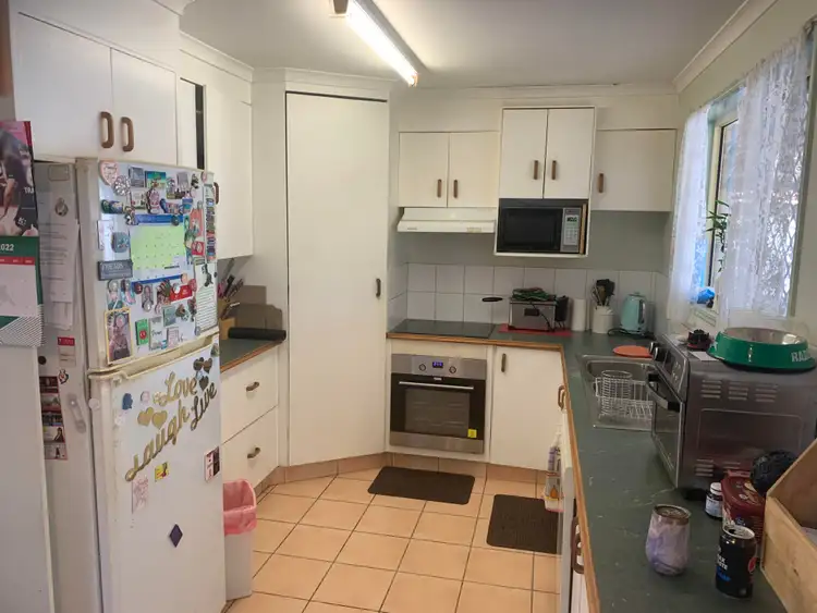 Seventh view of Homely house listing, 8 Myrtle Close, Kawungan QLD 4655